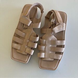 Jeffery Campbell Free People Poisson Cream Leather Fisherman Sandals Sz 9